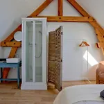 3 Bedroom Gorgeous In *