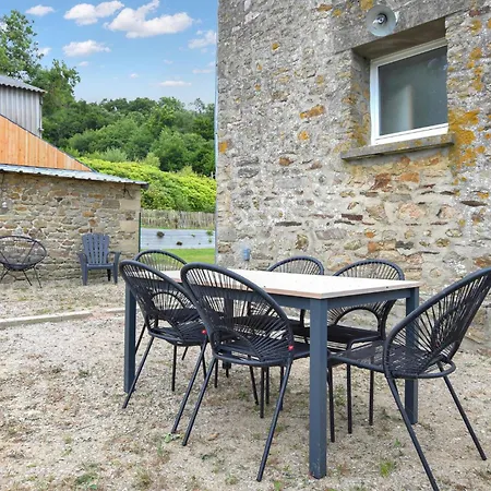3 Bedroom Gorgeous In La Pernelle