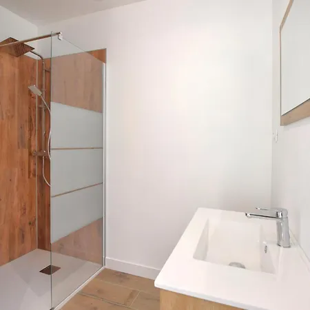 3 Bedroom Lovely Home In La Pernelle